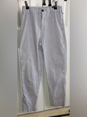 Brandy Melville Navy and White Striped Chino Pants